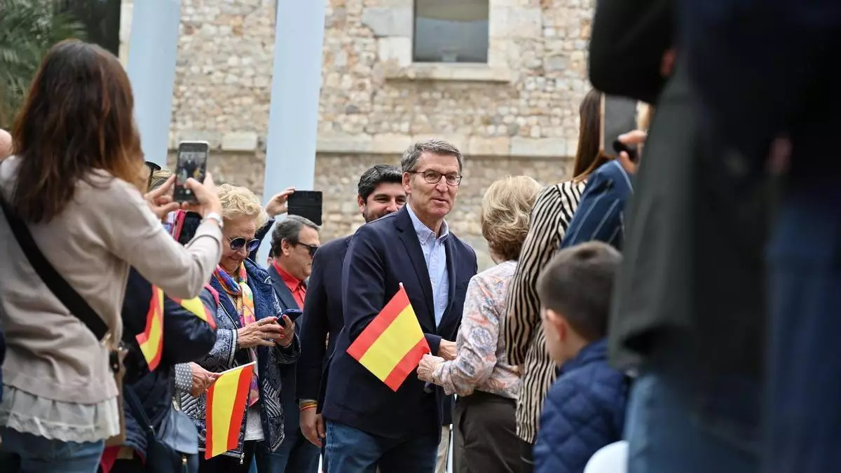 El portazo a Vox en Murcia, baza de Feijóo para su campaña del 23J