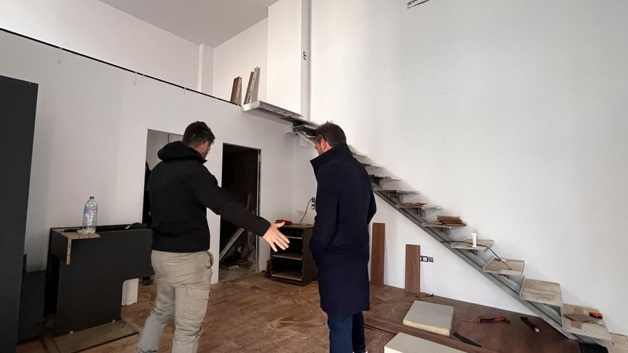 Petrer aprueba 24 nuevas licencias para convertir locales comerciales en viviendas