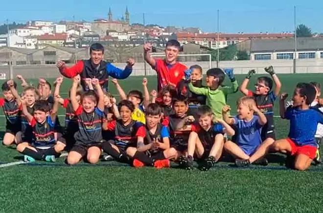 Betanzos apoya a su paisano Dani Rodríguez antes de la final de Copa del Rey