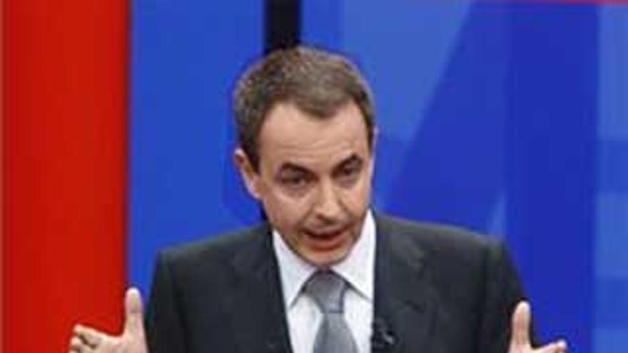 Zapatero expone el  fin del IRA como ejemplo de que la paz puede llegar con diálogo