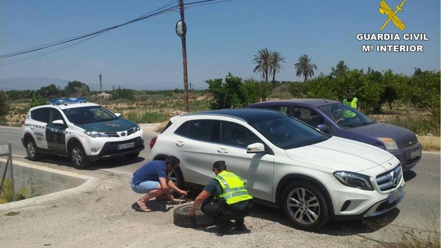 Dos detenidos en Torrevieja por robar por el método peruano