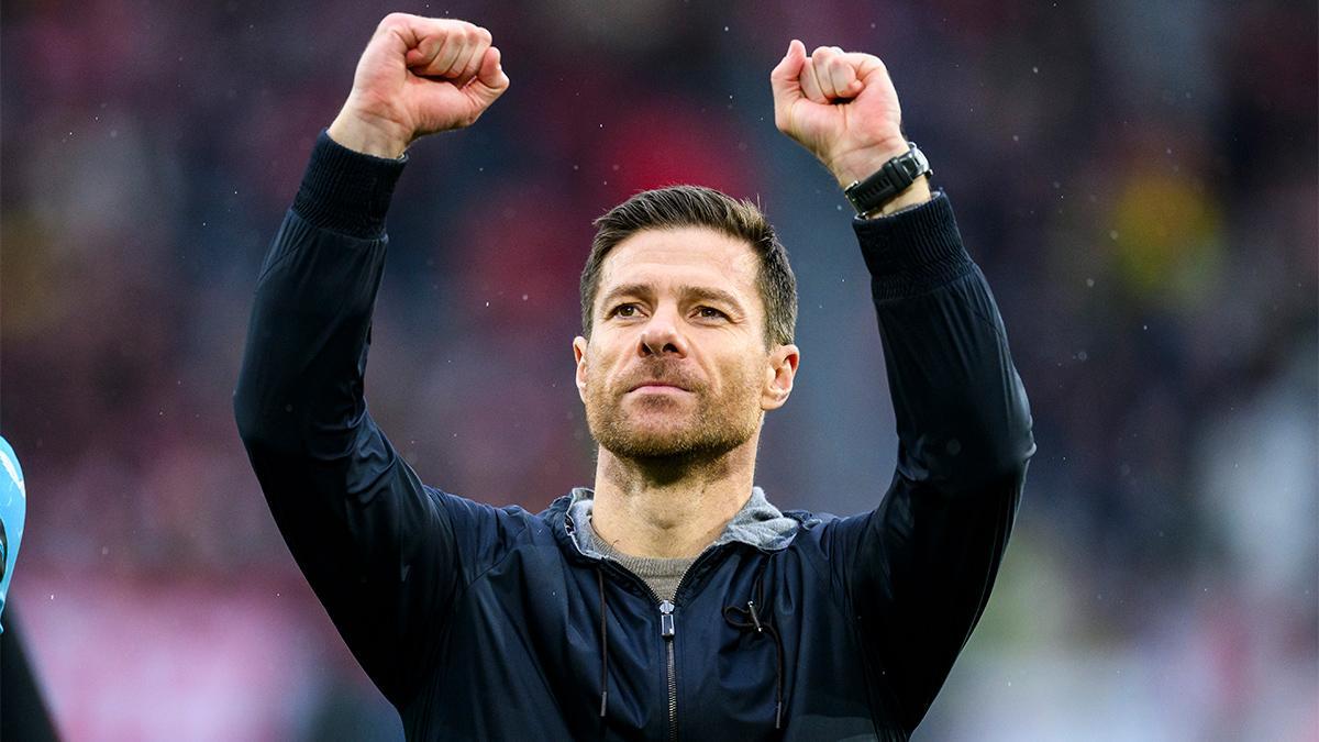 Xabi Alonso, líder del Bayer Leverkusen