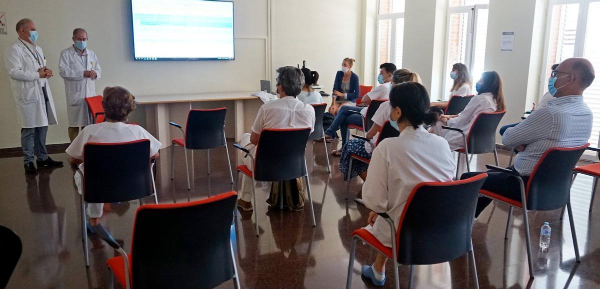 Expertos de la OMS y del Centro Nacional de Microbiología visitaron en 2025 la Arrixaca.