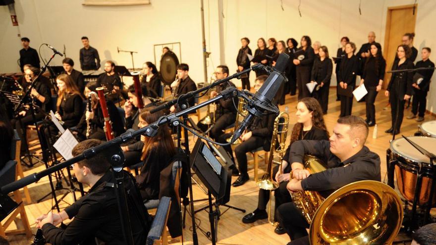 Gravación do Himno Cooperativista Galego.  |  Bernabé/Javier Lalín