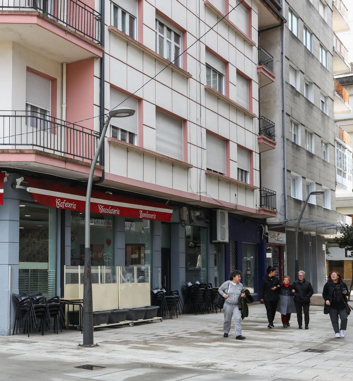 Una céntrica calle de Vilagarcía, esta semana. |   // IÑAKI ABELLA