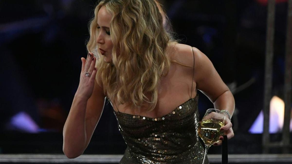 Jennifer Lawrence en modo cariñoso en los Oscar 2018