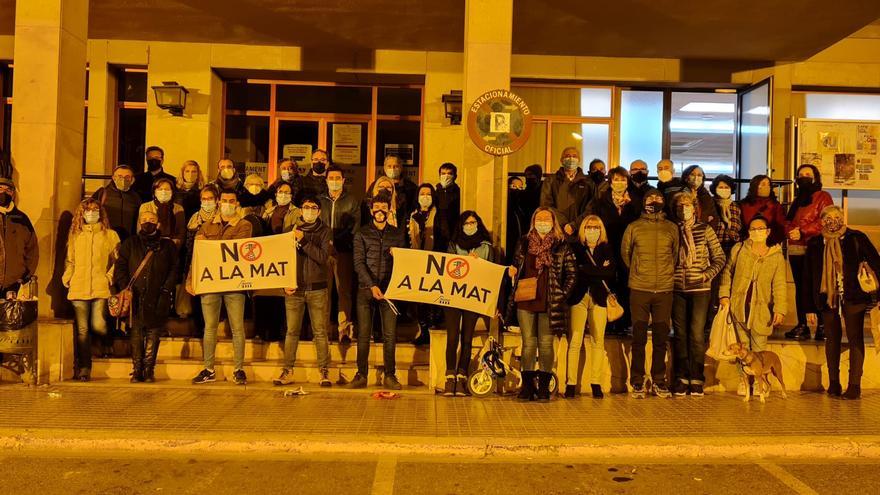 Una caravana de coches de Atzeneta a Castelló clamará contra la muy alta tensión