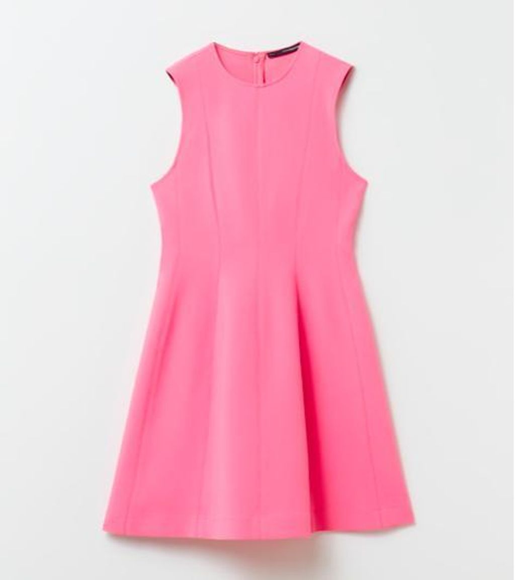 Vestido rosa de Sfera