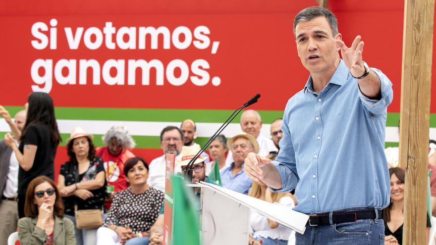 El president del govern espanyol, Pedro Sánchez, en el míting de campanya a Cuevas del Almanzora (Almeria)