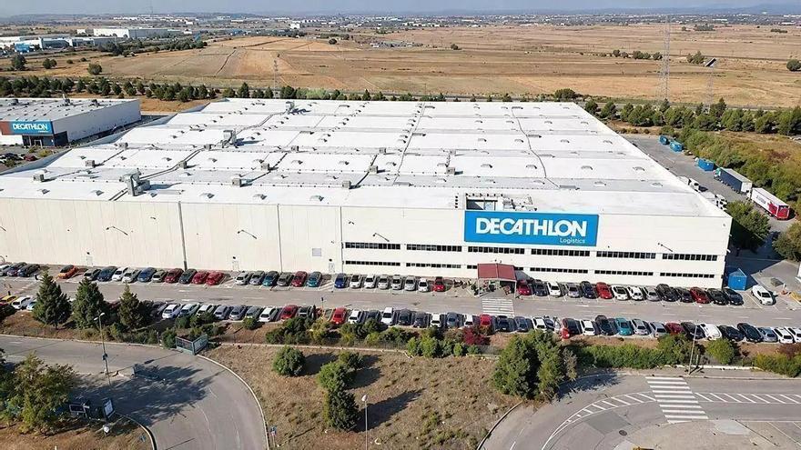 El grupo Atland adquiere las naves de Mercadona y Decathlon en Plaza