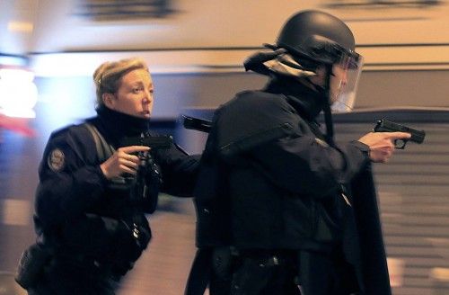 Falsa alarma terrorista en París en pleno recuerdo de las víctimas