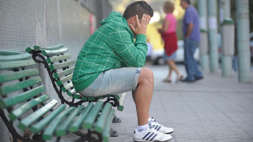 La precariedad agudiza la crisis y dispara el paro juvenil en Galicia ...