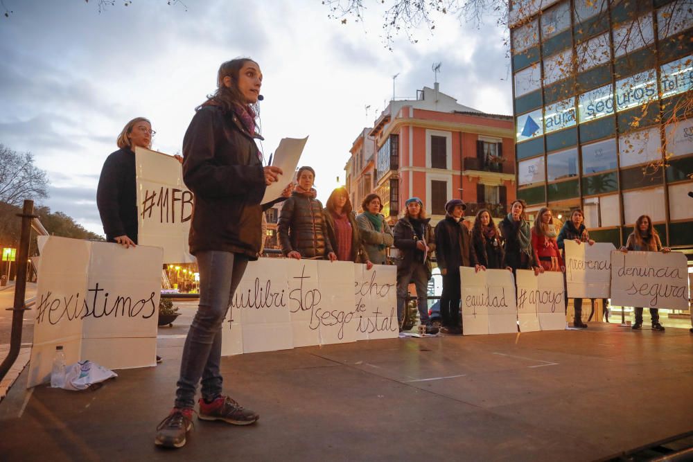 Manifestación de la plataforma 11FBalears de mujeres científicas