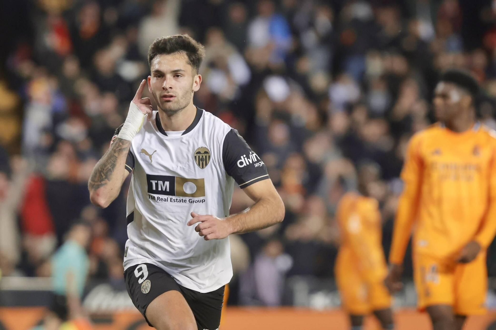 Las mejores fotos del partido entre el Valencia y el Real Madrid