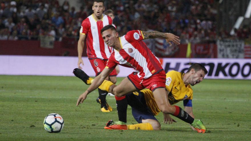 Pablo Maffeo fa treball de fisioteràpia en el retorn del grup als entrenaments