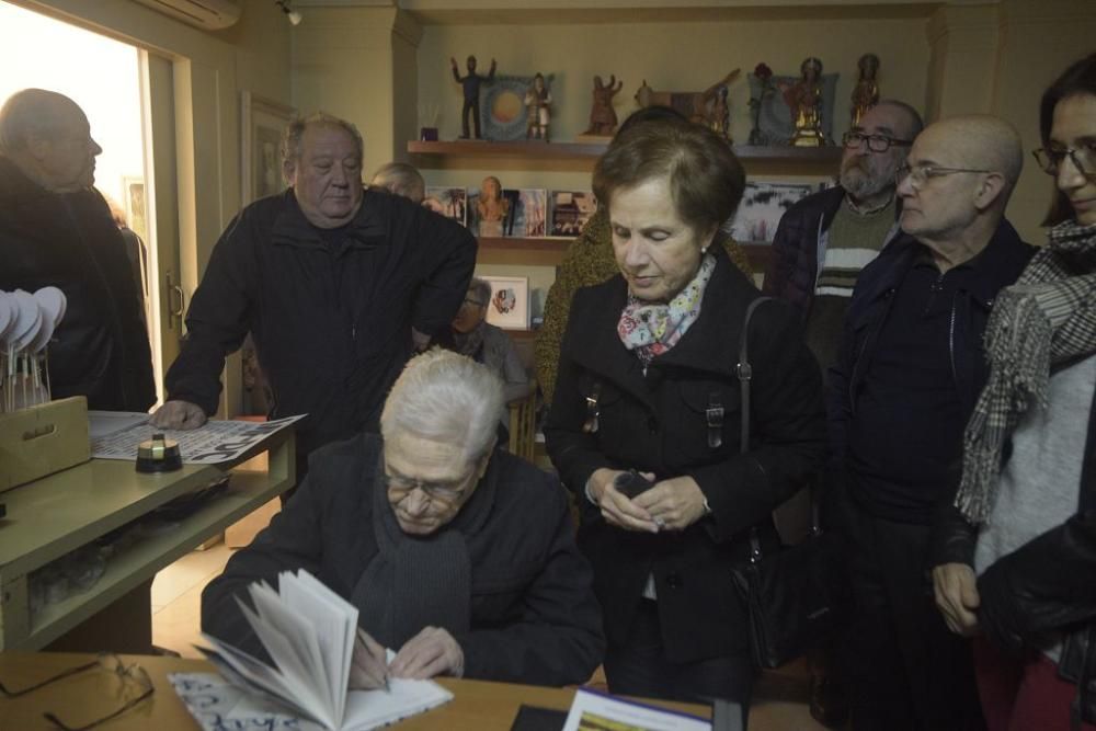 Homenaje a Manuel Fernández-Delgado en la galería Chys de Murcia