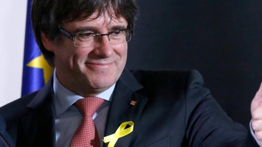 Puigdemont: &quot;Ens veiem demà. Moltes gràcies a tothom!&quot;