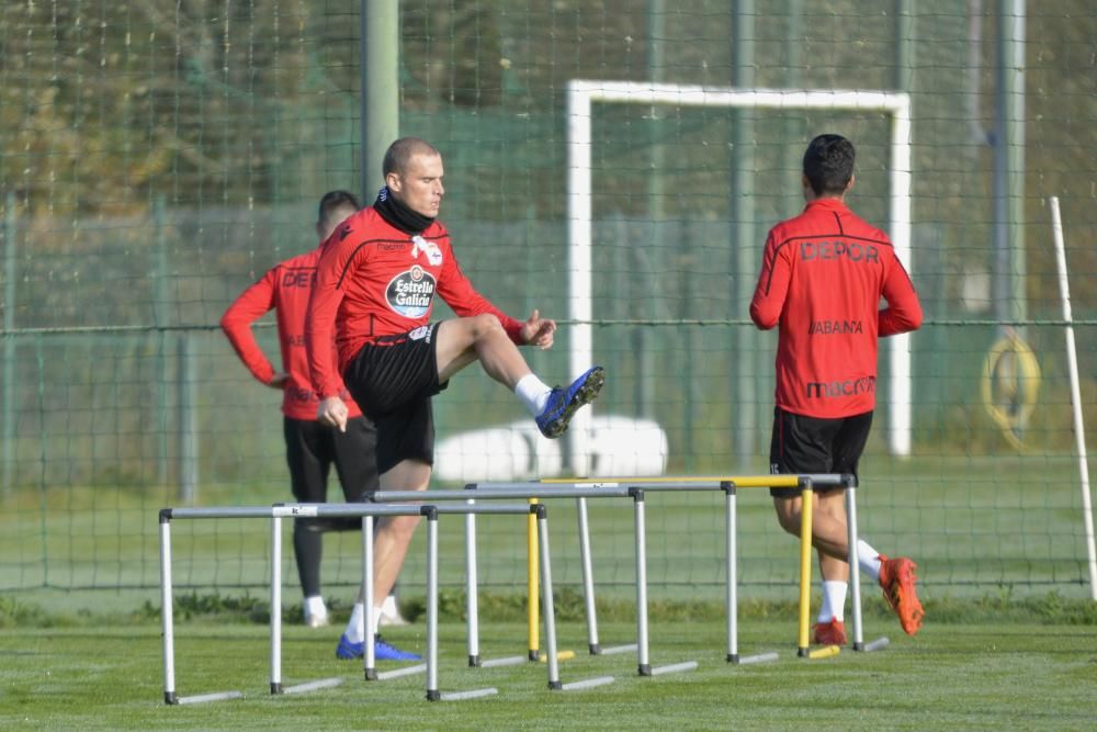 Carlos Fernández, David Simón, Diego Caballo, Gerard Valentín y Fede Cartabia se entrenan al margen del grupo.