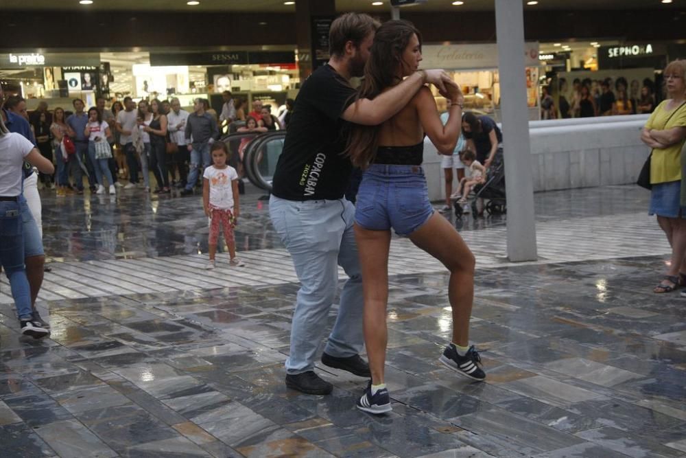 Taller de salsa en la Feria de Murcia