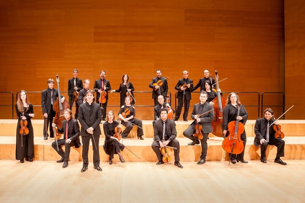 Orquestra de Girona (Vladimir Kunça, concertino-director) - Tribut a Leonard Bernstein - Diumenge 6 d’octubre. 19 h - Preu: 10 euros | Amb motiu del centenari de Leonard Bernstein (1918-2018) l’OdG ofereix un concert amb els temes més significatius de West Side Story, entre molts d’altres, així com obres de Samuel Barber i Aaron Copland.