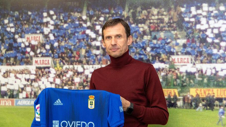 Ziganda, con la camiseta del Oviedo esta tarde en el Tartiere