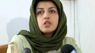 La Nobel de la Paz Narges Mohammadi, herida durante una protesta en la cárcel de Irán donde está presa