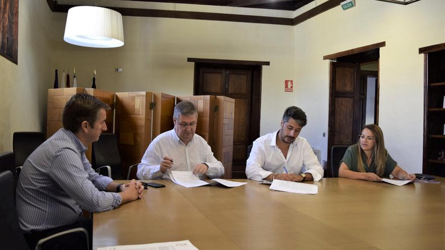 La Laguna concede 54.600 euros a Cáritas para asesorar a familias en riesgo de perder su casa