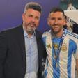 Bragarnik, con Messi tras ganar la Copa América 2024