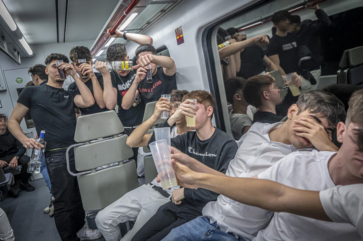 En el tren del botellón a Mataró