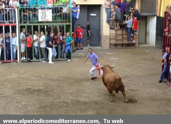 Almassora al completo sale a la calle en su primer día de festejos taurinos