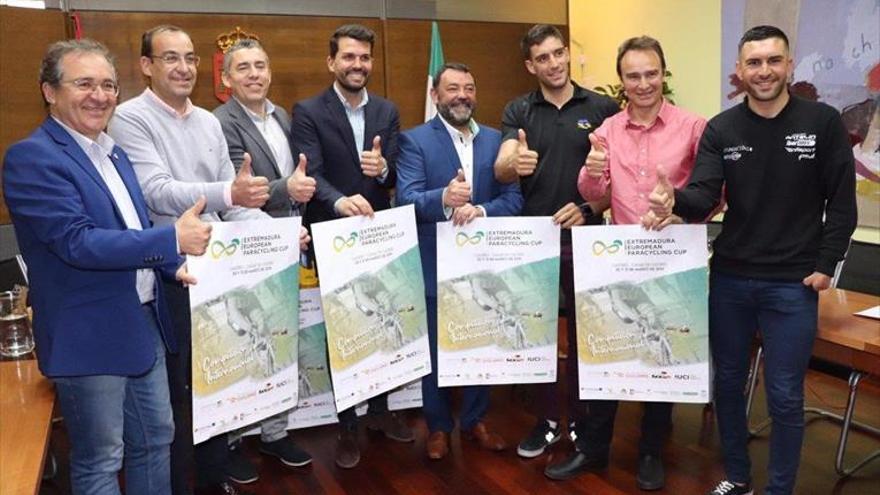 Casar y Cáceres ultiman sus citas internacionales