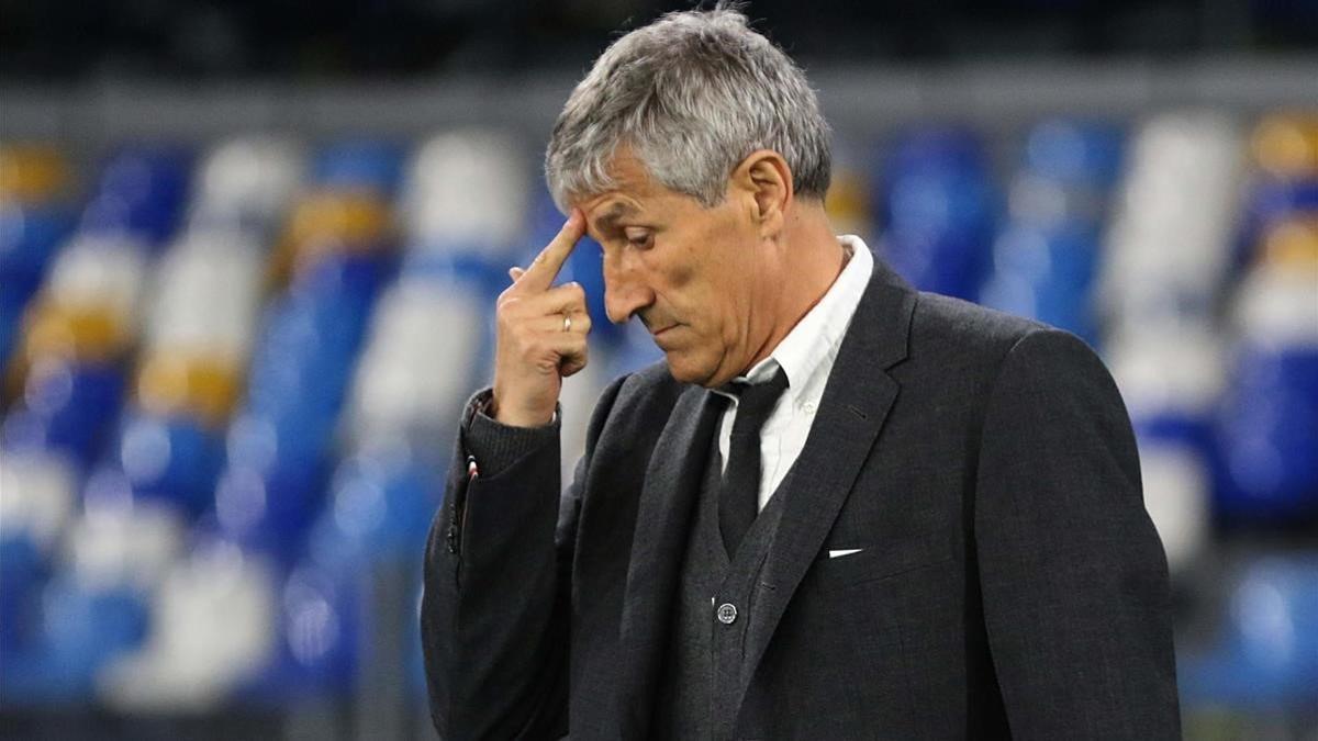 rpaniagua52485772 naples  italy   25 02 2020   barcelona s coach quique setien200225234755