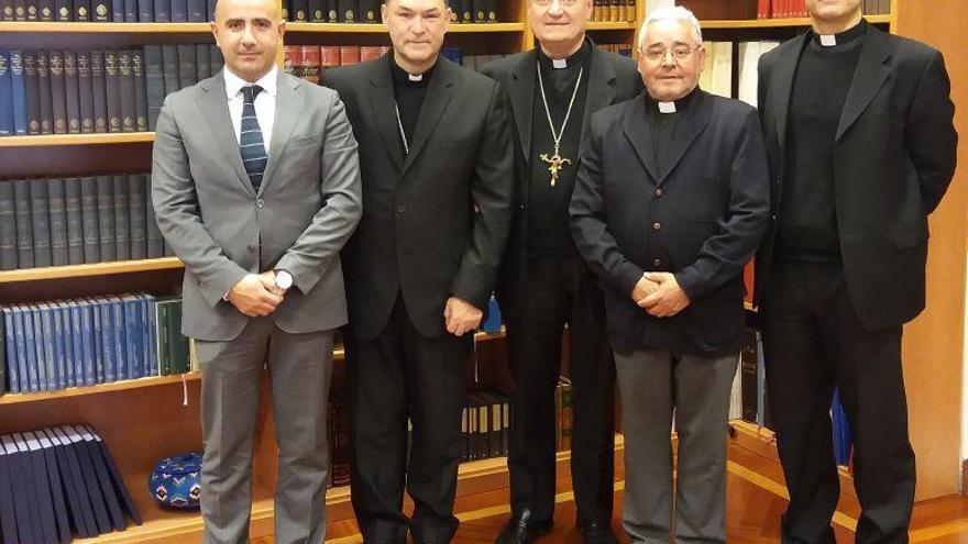 Representantes de la Fundación de las Edades del Hombre desplazados al Vaticano.