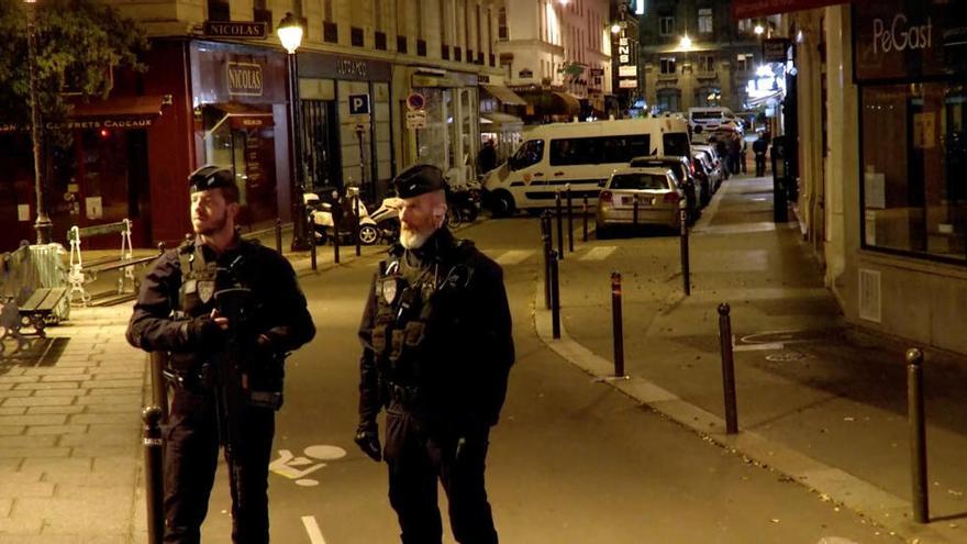 L&#039;atacant de París és un jove d&#039;origen txetxè fitxat per la policia