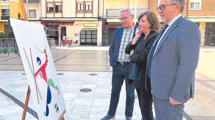 El presidente de la Diputación de Castellón, José Martí, y la diseñadora Lina Vila, en la presentación.