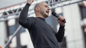 Andréi Pivovárov durante un mitin electoral en Moscú en 2019.