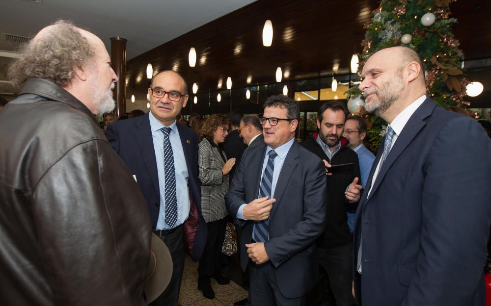 Antonio Alaminos analiza en el Foro Club INFORMACIÓN el papel de las encuestas electorales en España