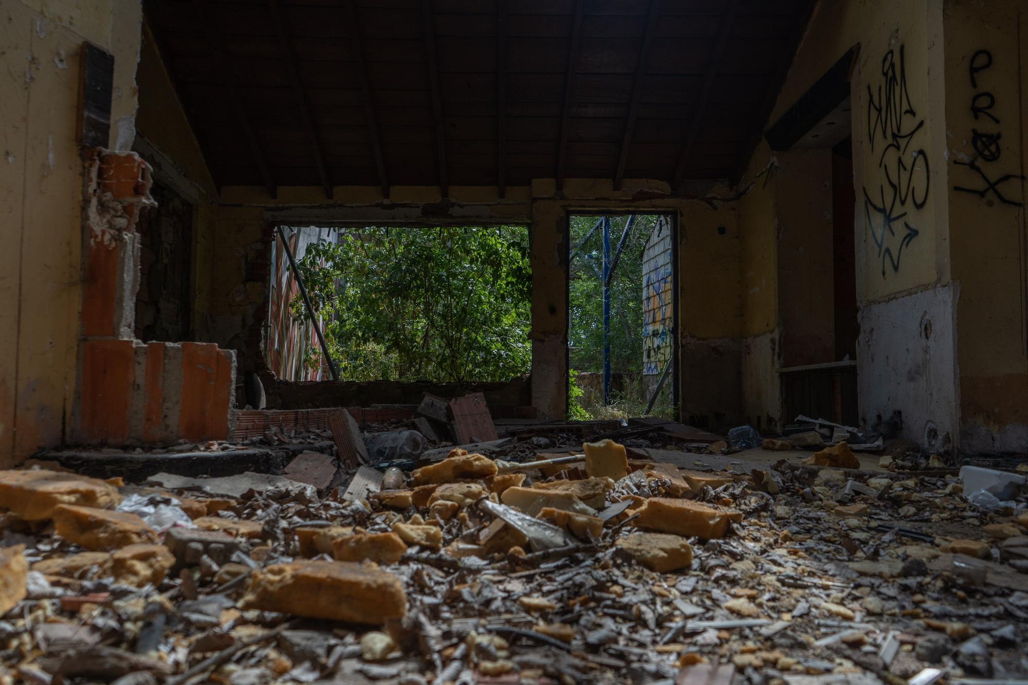 GALERÍA | Estado de 'La Casita' de Carrascal tras el incendio