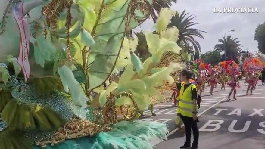Desfile la fiesta en la calle del Carnaval de Las Palmas de Gran Canaria