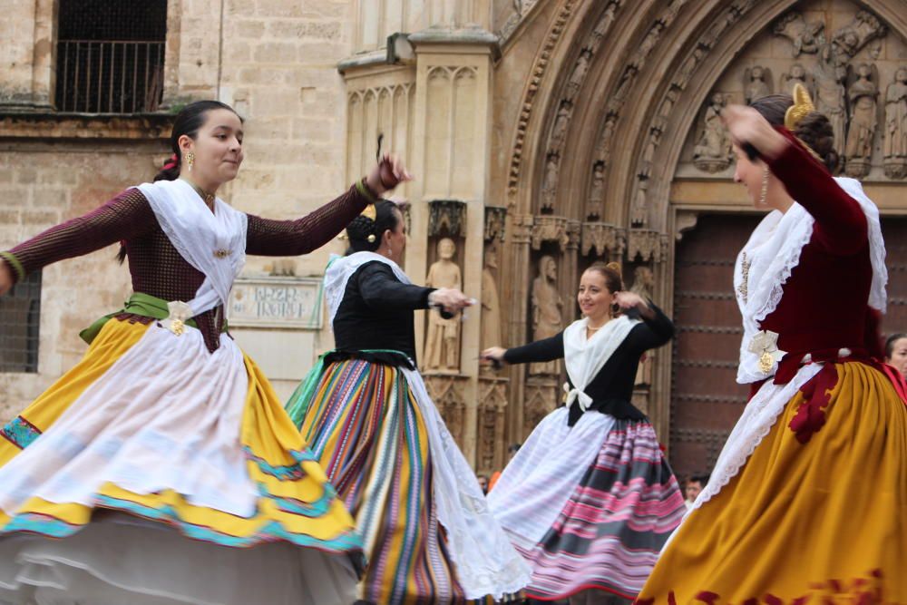 Estreno de los Balls al Carrer de las Fallas 2020