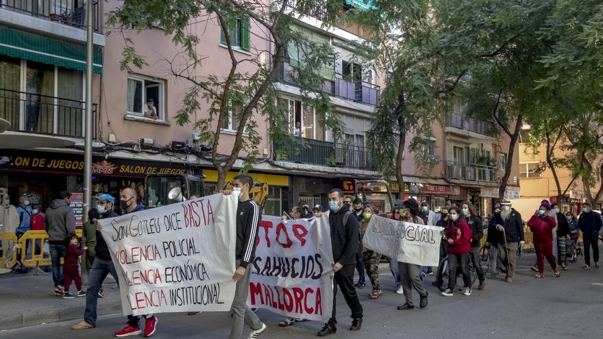 Stop Desnonaments se moviliza en Son Gotleu para pedir &quot;el fin de la violencia económica&quot; de los desahucios