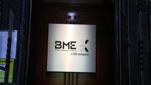 L’Ibex 35 arriba als 8.000 al pujar un 0,9% en l’obertura