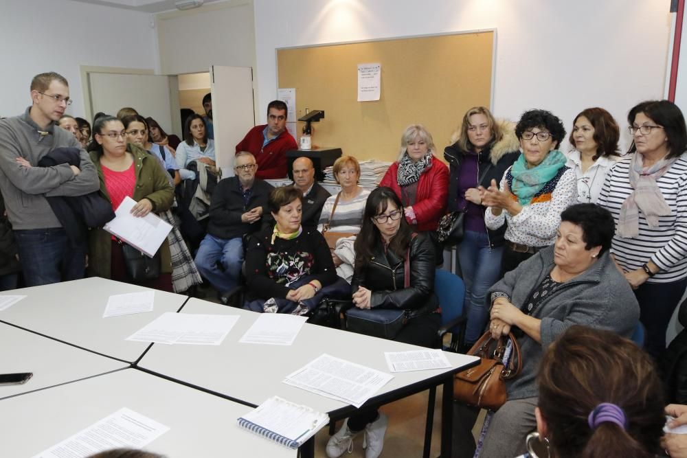 Los padres de Cangas, en pie de guerra por la falta de pediatras