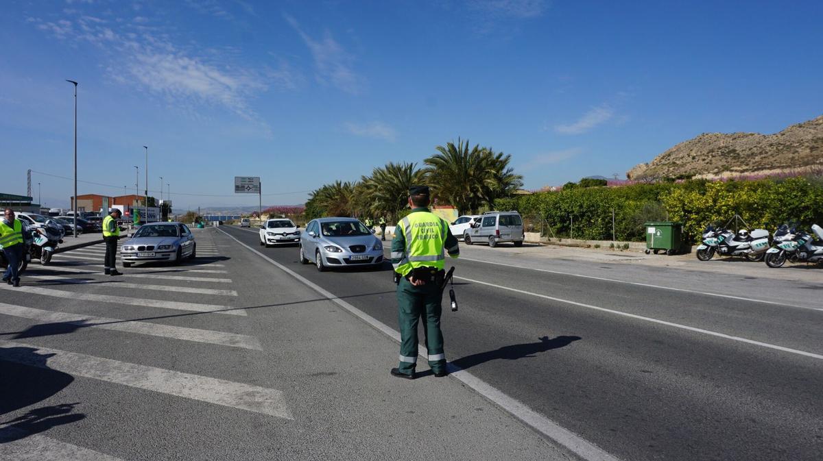 Un control de la Guardia Civil