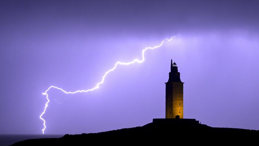 La tormenta de este miércoles deja unos 500 rayos sobre la provincia de A Coruña