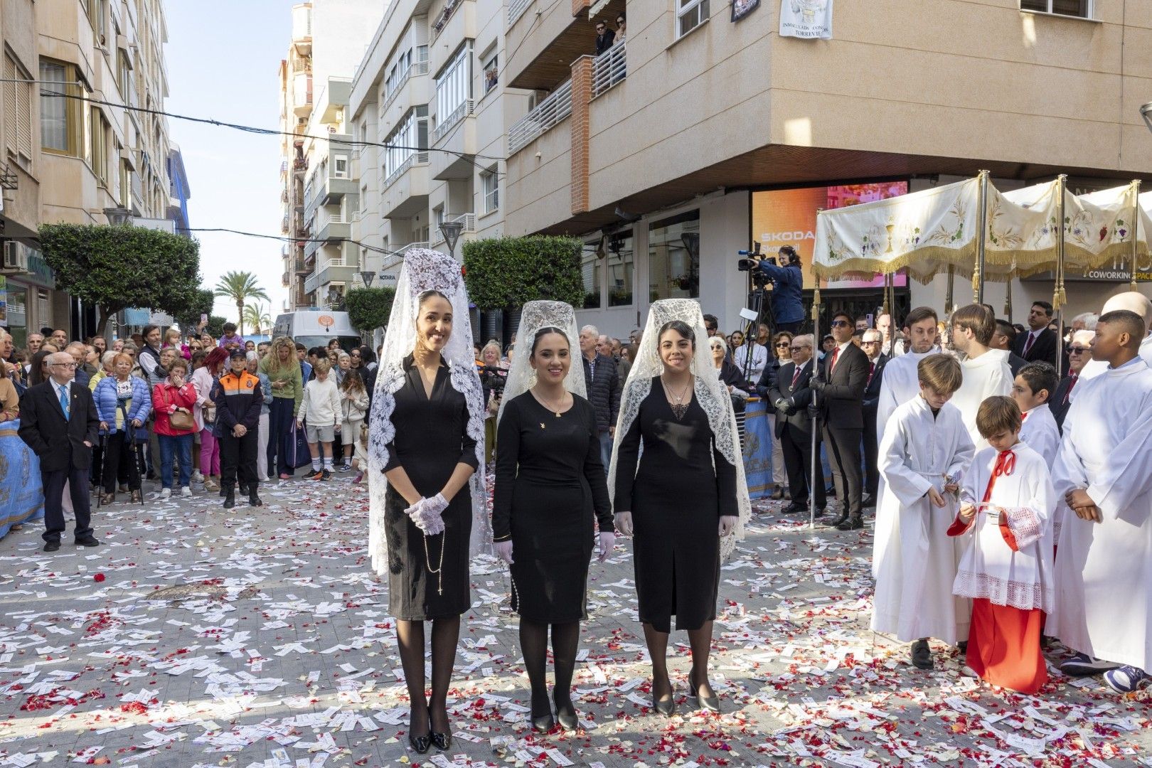 Las imágenes de la procesión del Encuentro del Domingo de Resurrección en Torrevieja