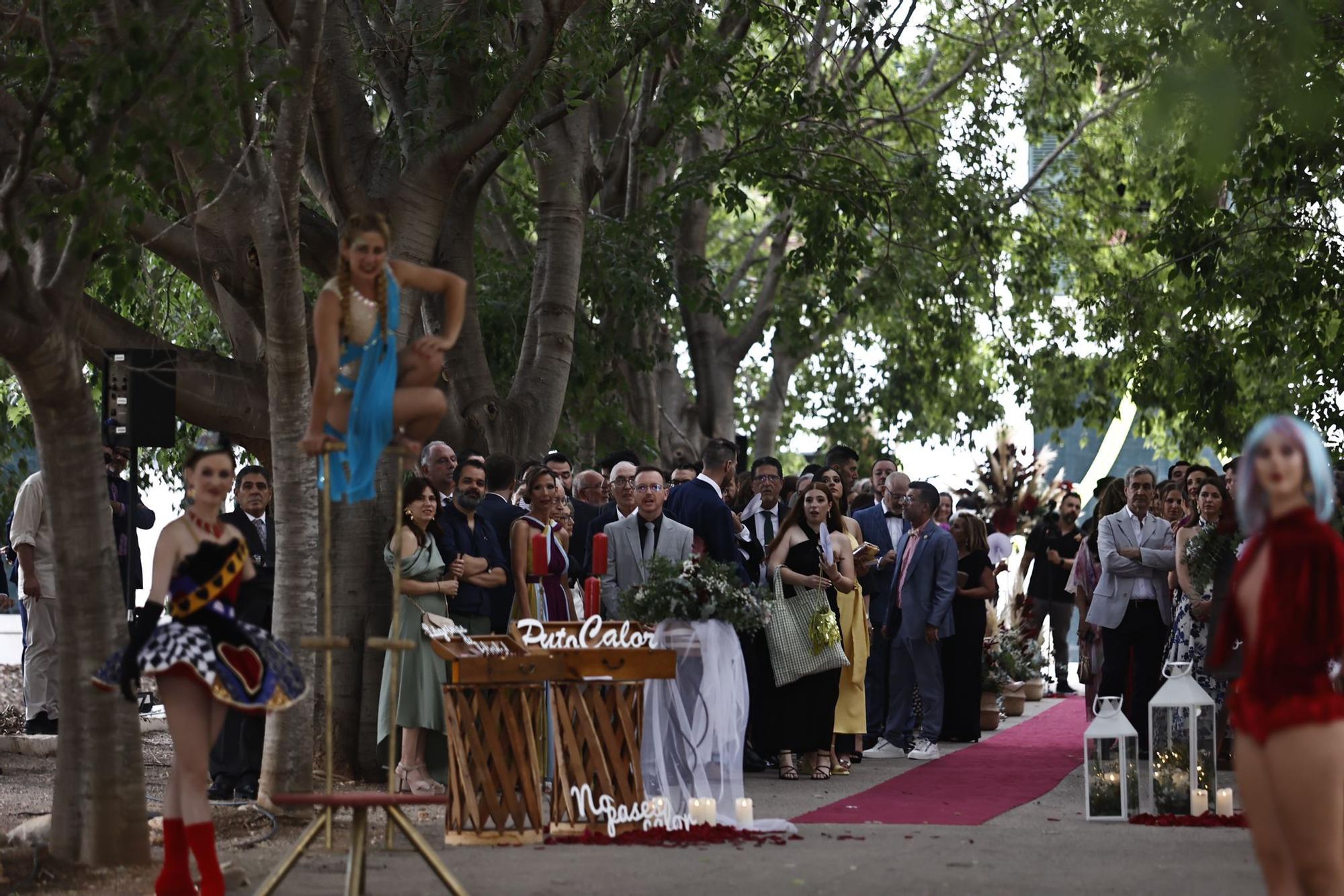 Boda de Nuria Llopis: la alfombra roja