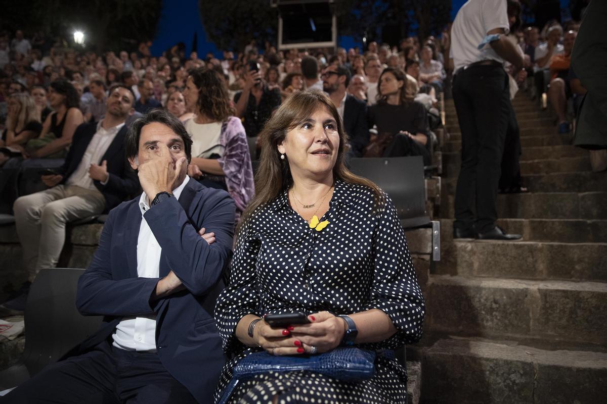 La presidenta del Parlament Laura Borràs acudió a la inauguración