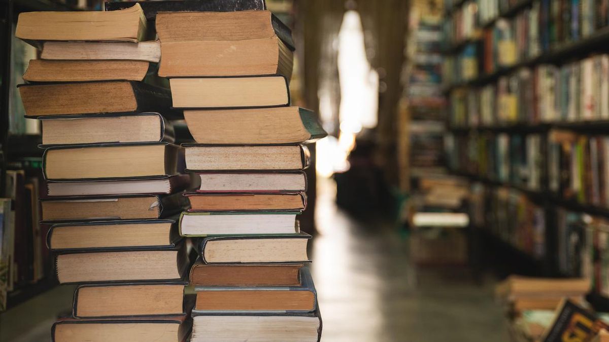 5 libros de misterio 'made in Spain' para chicas que no duermen... por culpa de la intriga