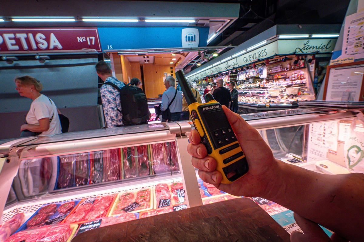 Los paradistas del mercado de Santa Caterina, al límite por un servicio de vigilancia deficiente